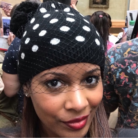 🆕BCBGMaxAzria CAMEL LEOPARD PRINT BEANIE WITH BLACK VEIL & RABBIT FUR POMPOM - Picture 8 of 8